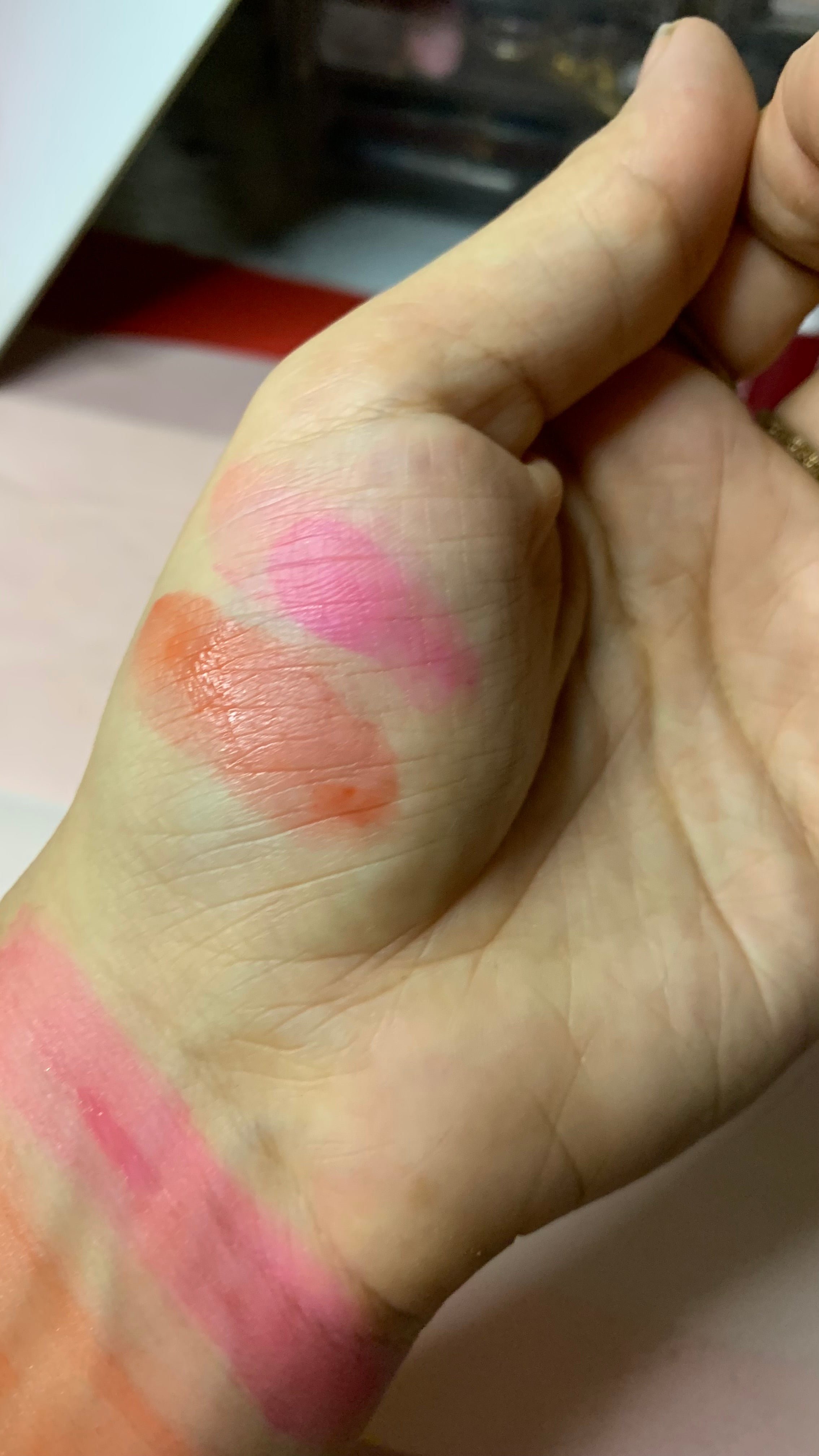 Jelly Blush – جلّي بلاشر بتركيبة كريمية جل
